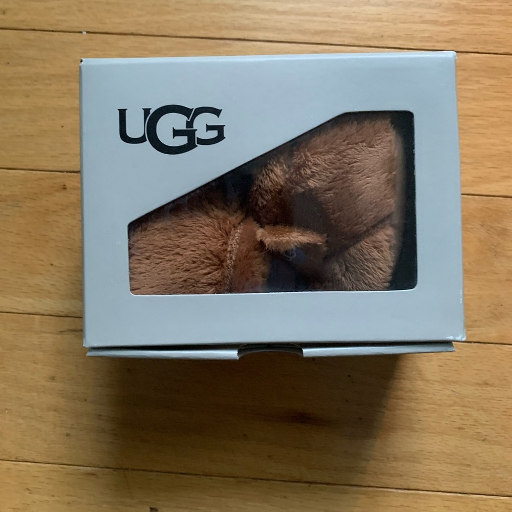 Ugg baby brown bixbee bootie size0/1 for 0-6 months